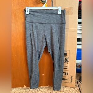Lululemon size 8 grey stripped crop leggings
